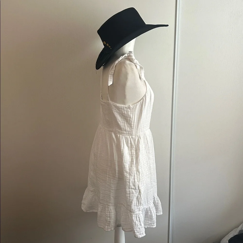 Old Navy White Smocked mini dress - Picture 5 of 8